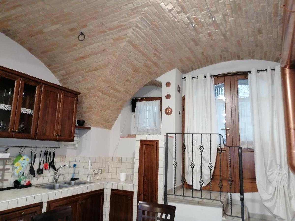 Апартаменты Loft Gioia Перуджа Экстерьер фото