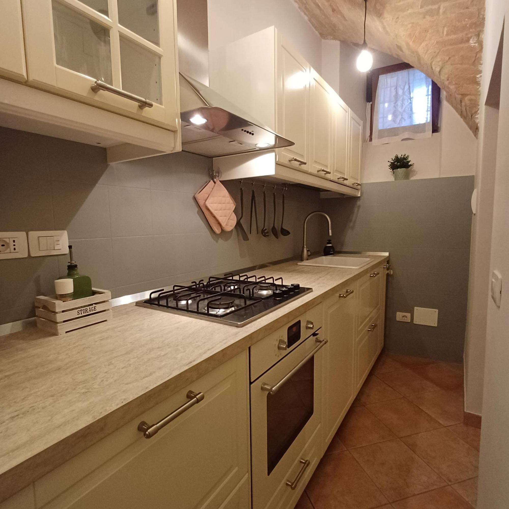 Апартаменты Loft Gioia Перуджа Экстерьер фото